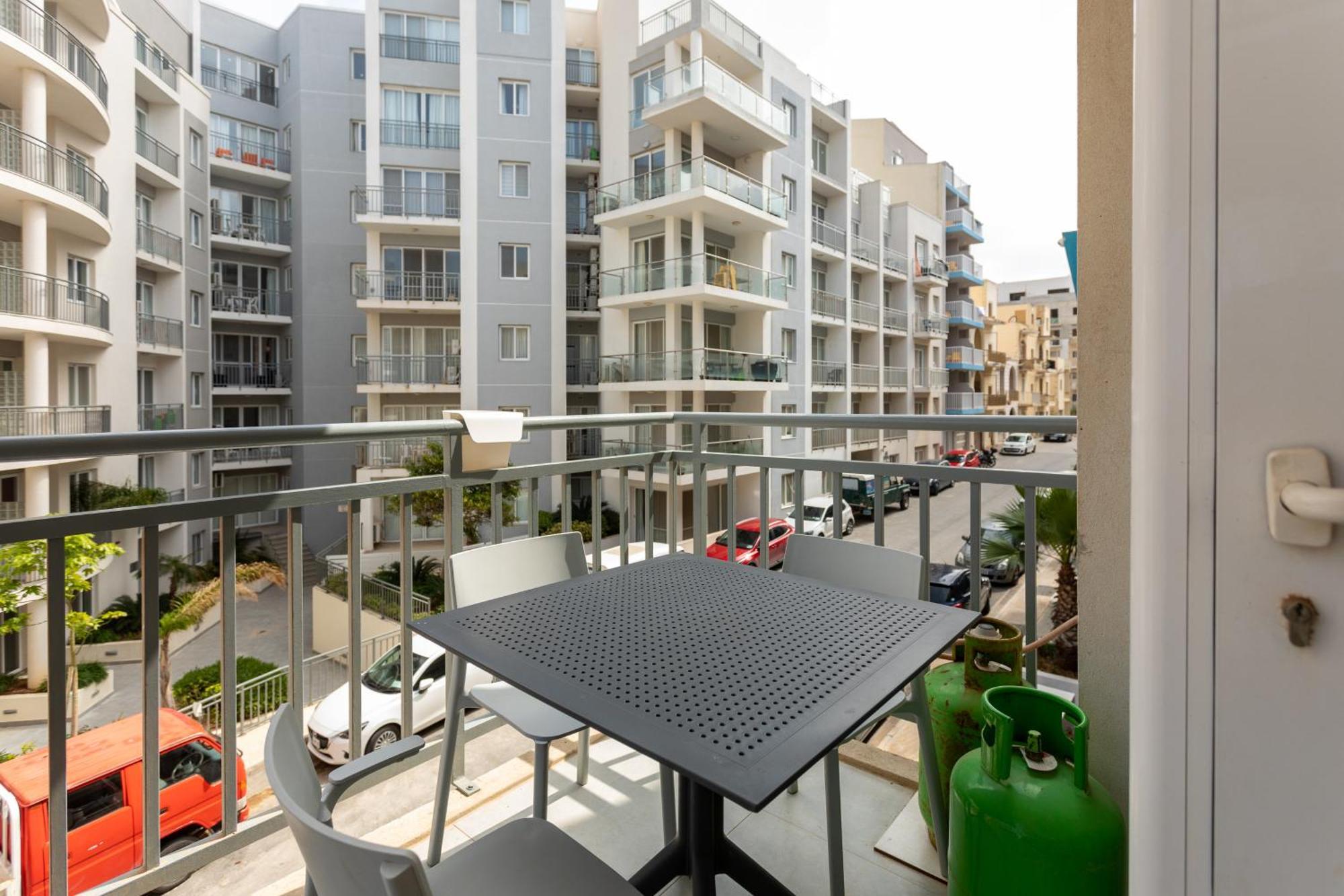Red Rose Apartment Marsalforn Luaran gambar