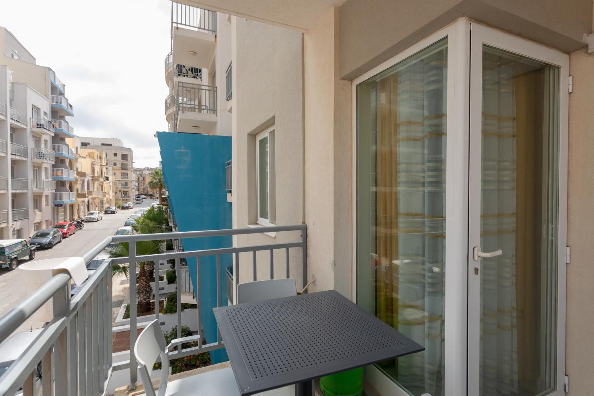 Red Rose Apartment Marsalforn Luaran gambar